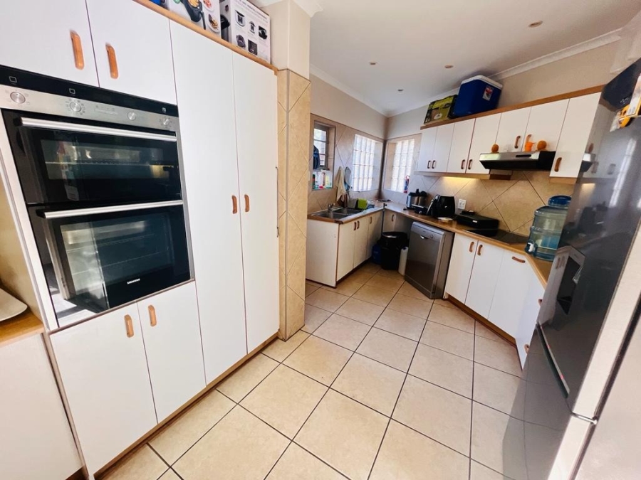 To Let 3 Bedroom Property for Rent in Vincent Eastern Cape